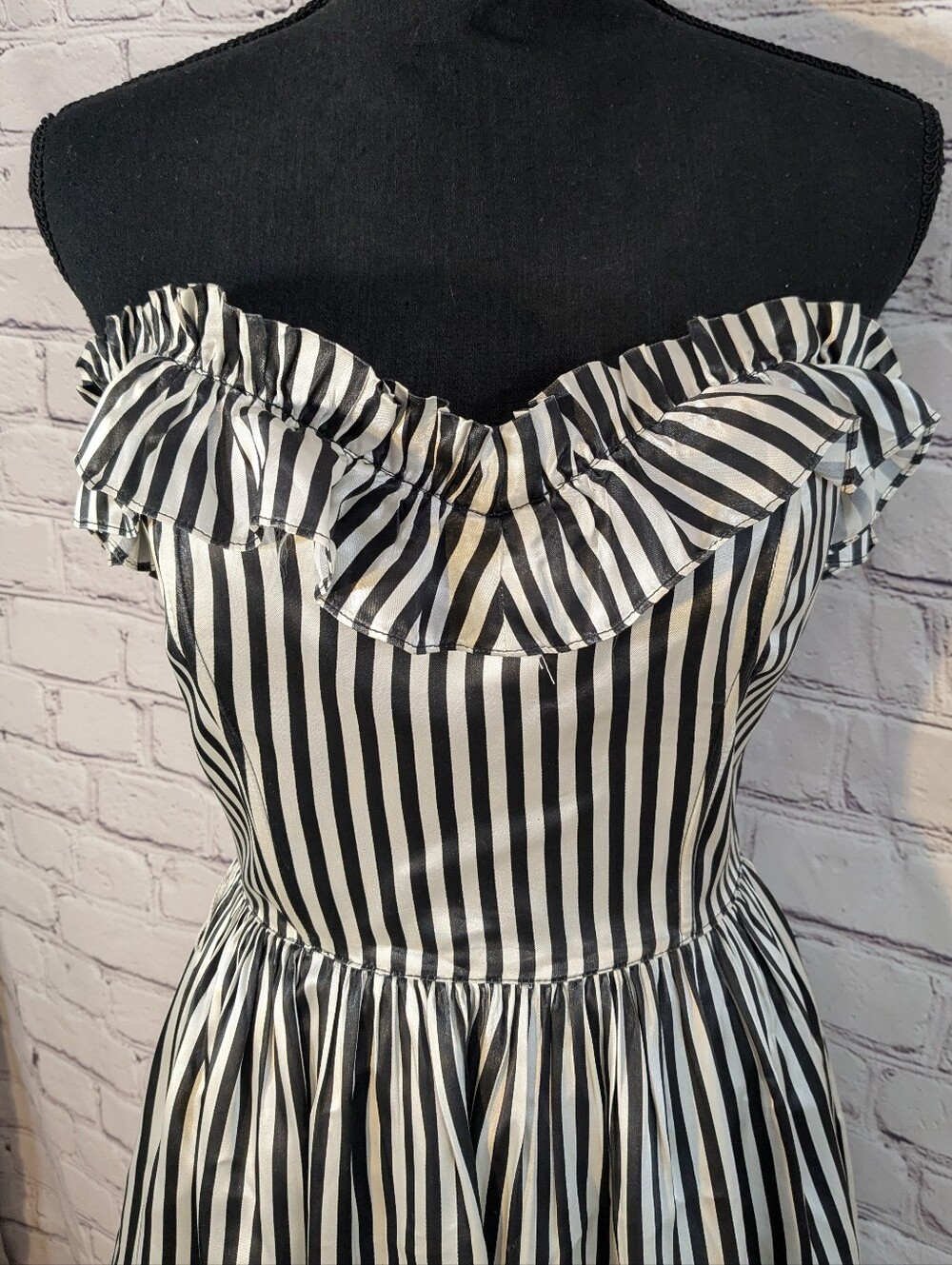Vintage Gunne Sax Dress - Picture 2 of 5